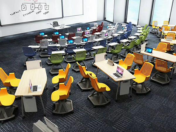 開(kāi)放式培訓(xùn)室案例